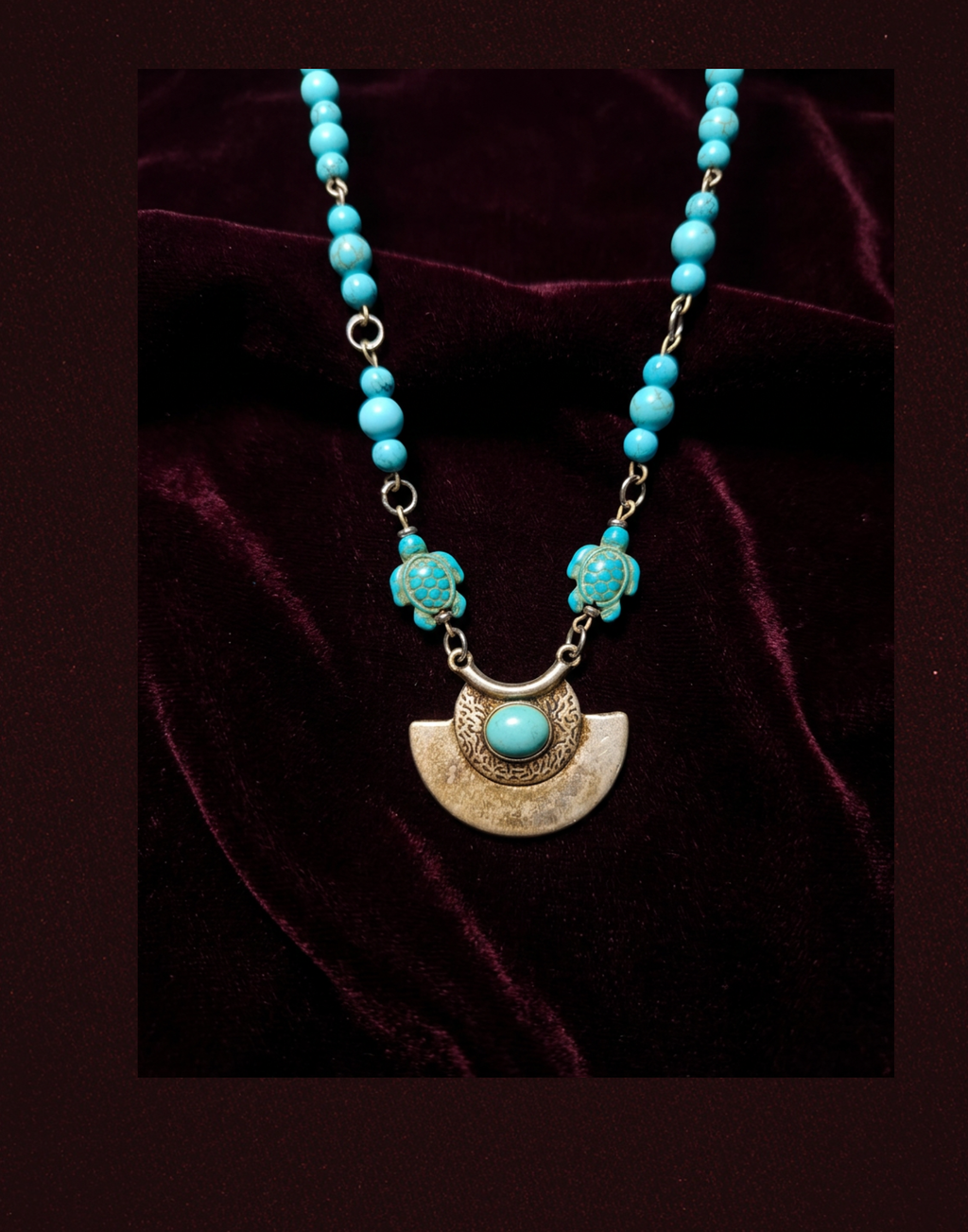 Collier « Les Tortues Bleues »