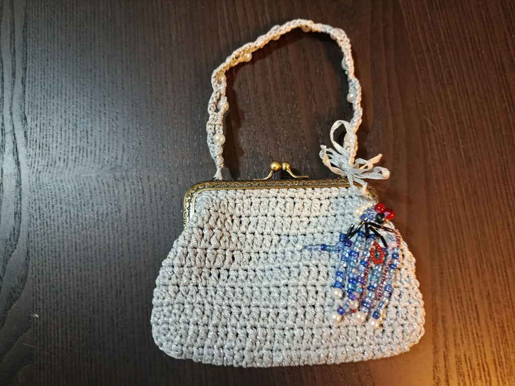 Pochette de soirée en crochet « Mitsuè » – Pièce unique