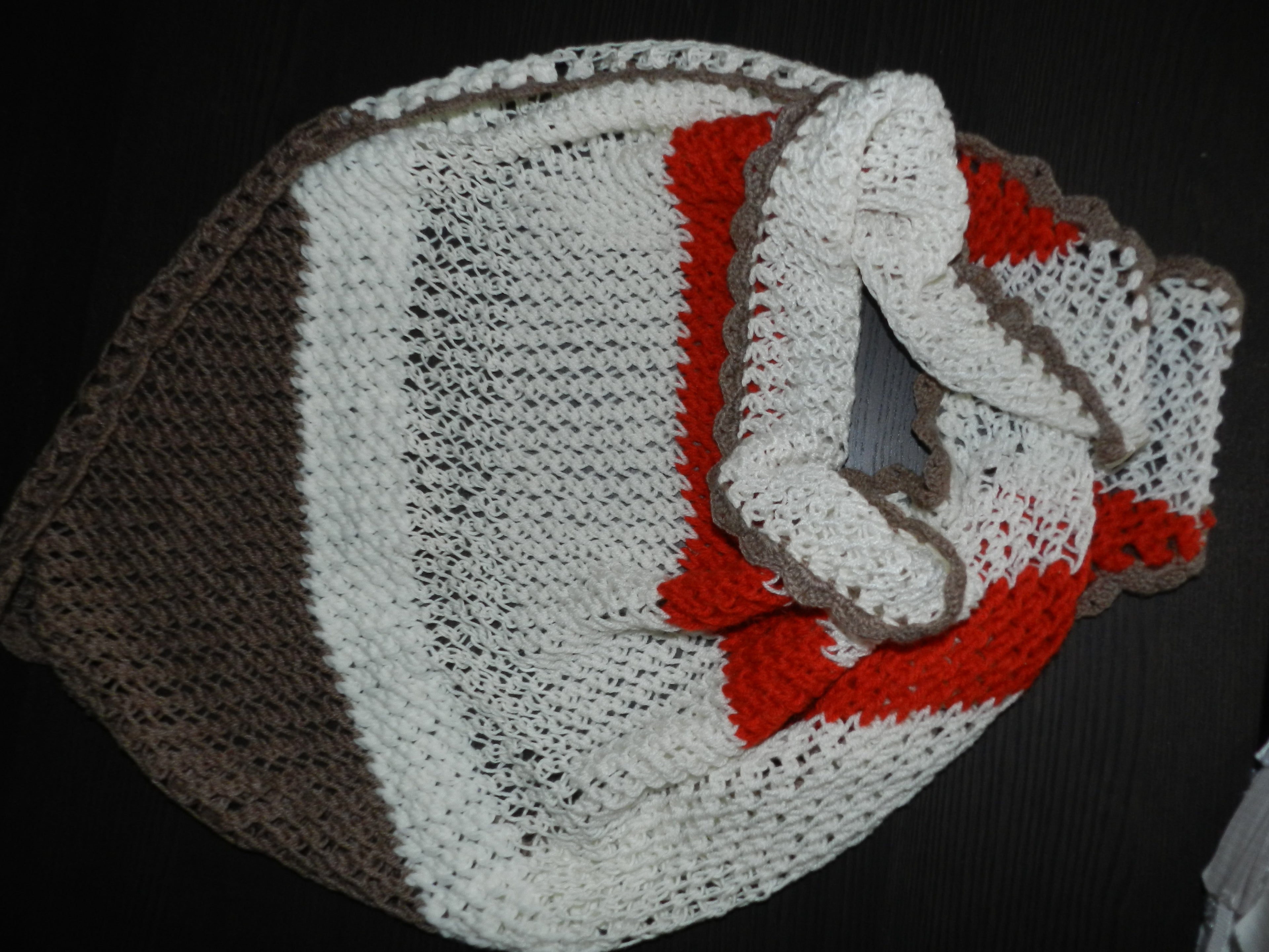 Châle Crochet Tricolore