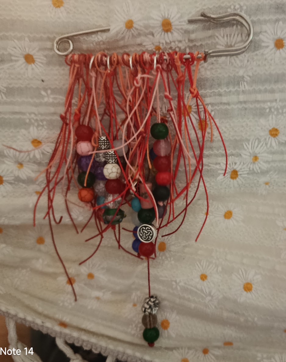 Broche Talisman "Sagesse et Protection" - Création Artisanale