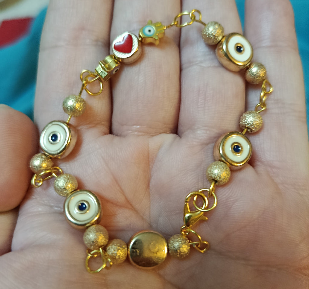 Bracelet "Talisman Protecteur" aux yeux porte-bonheur et cœur