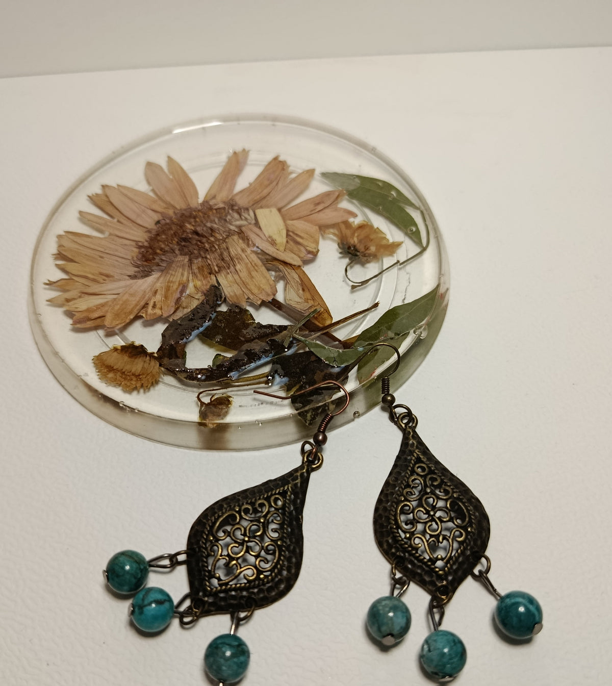 Boucles d'Oreilles Artisanales 'Esprit Nomade' en Turquoise - Atelier Éclat Nomade