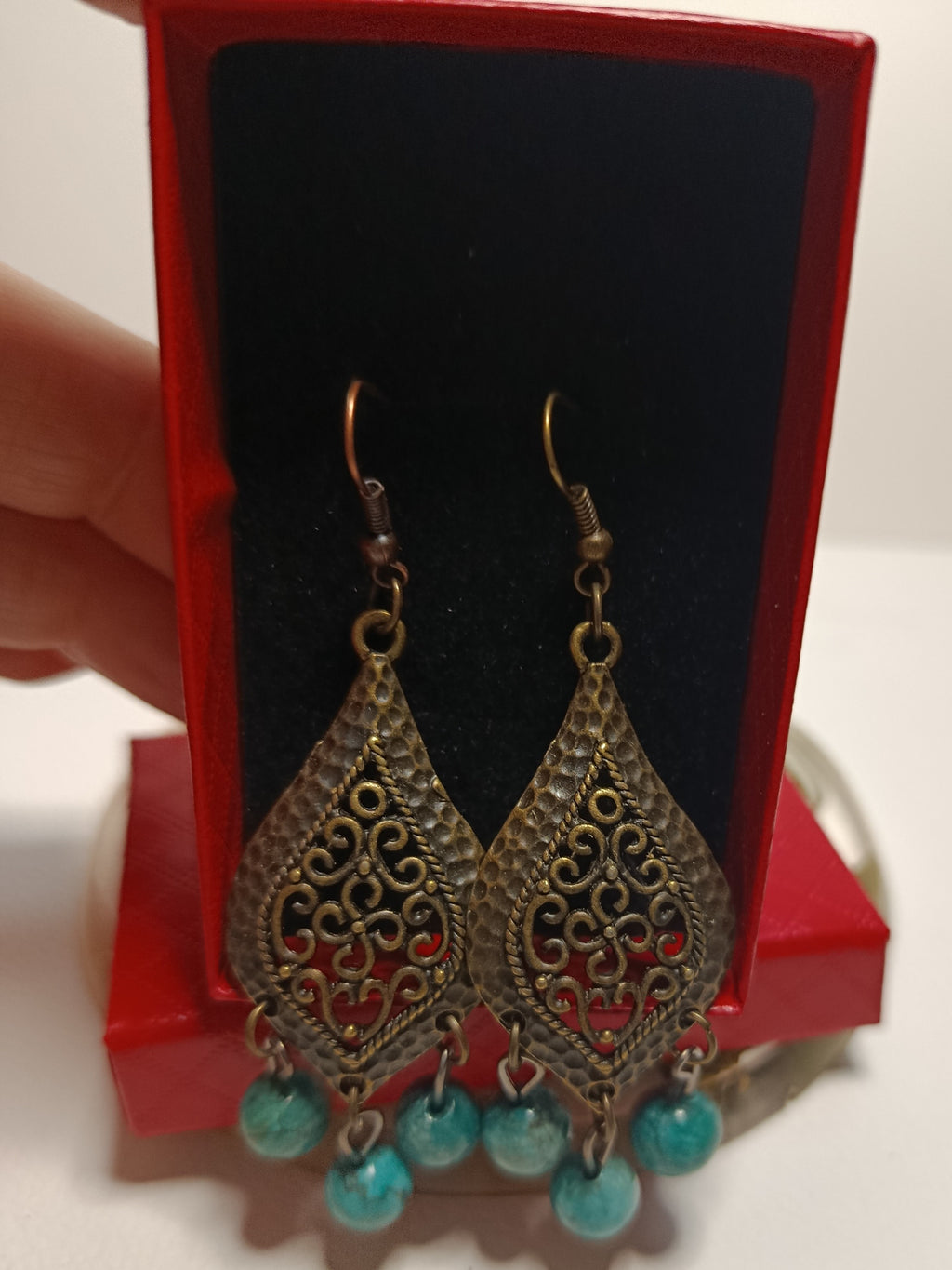 Boucles d'Oreilles Artisanales 'Esprit Nomade' en Turquoise - Atelier Éclat Nomade