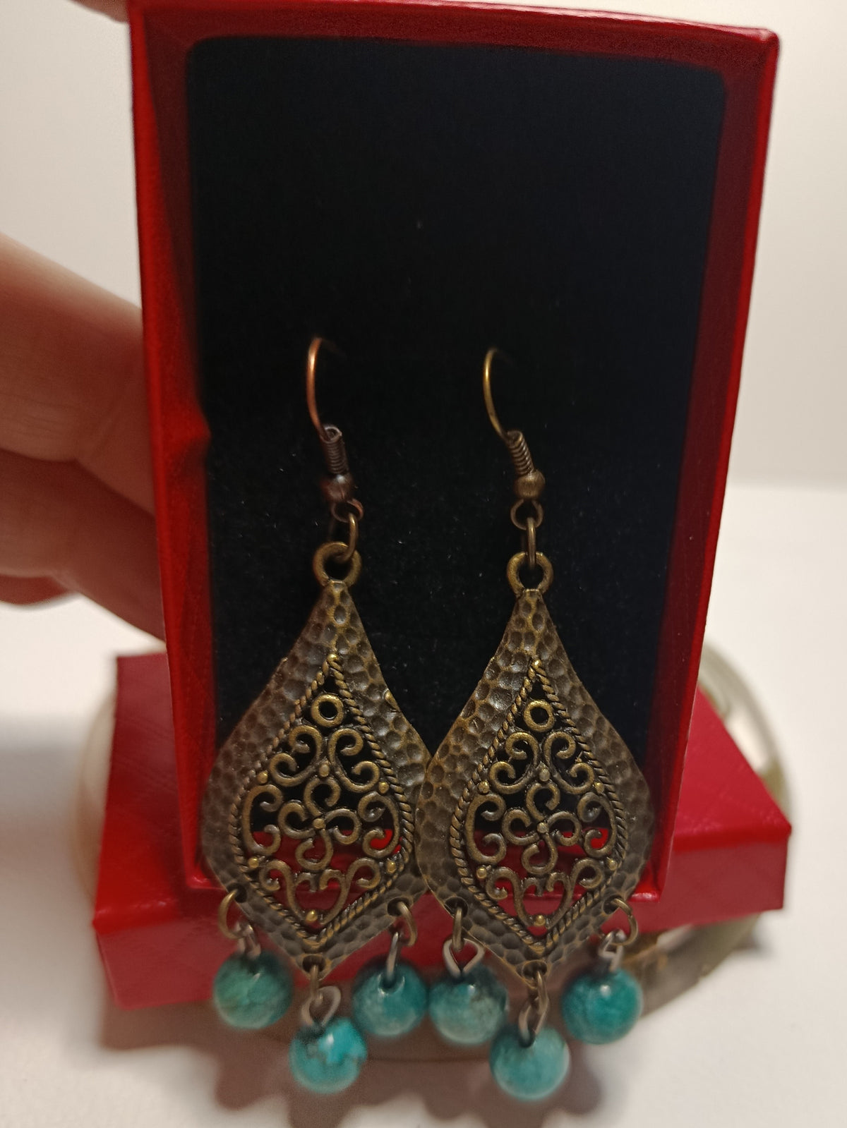 Boucles d'Oreilles Artisanales 'Esprit Nomade' en Turquoise - Atelier Éclat Nomade