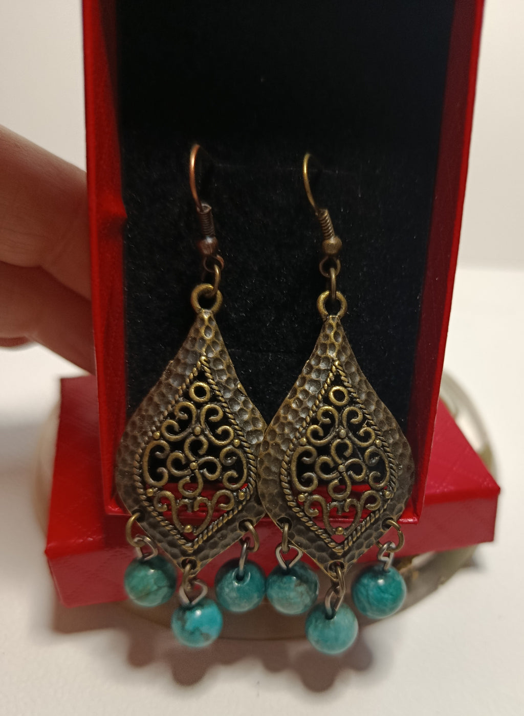 Boucles d'Oreilles Artisanales 'Esprit Nomade' en Turquoise - Atelier Éclat Nomade