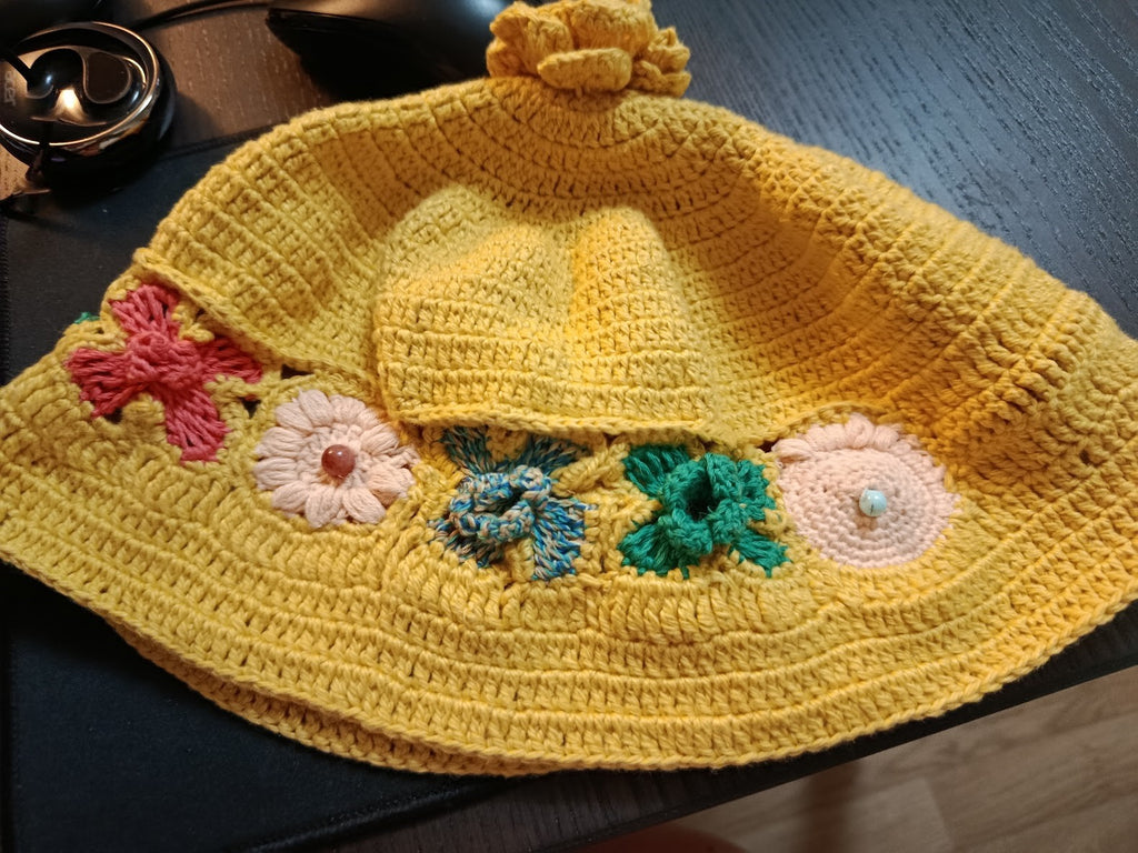 Chapeau Cloche Lady