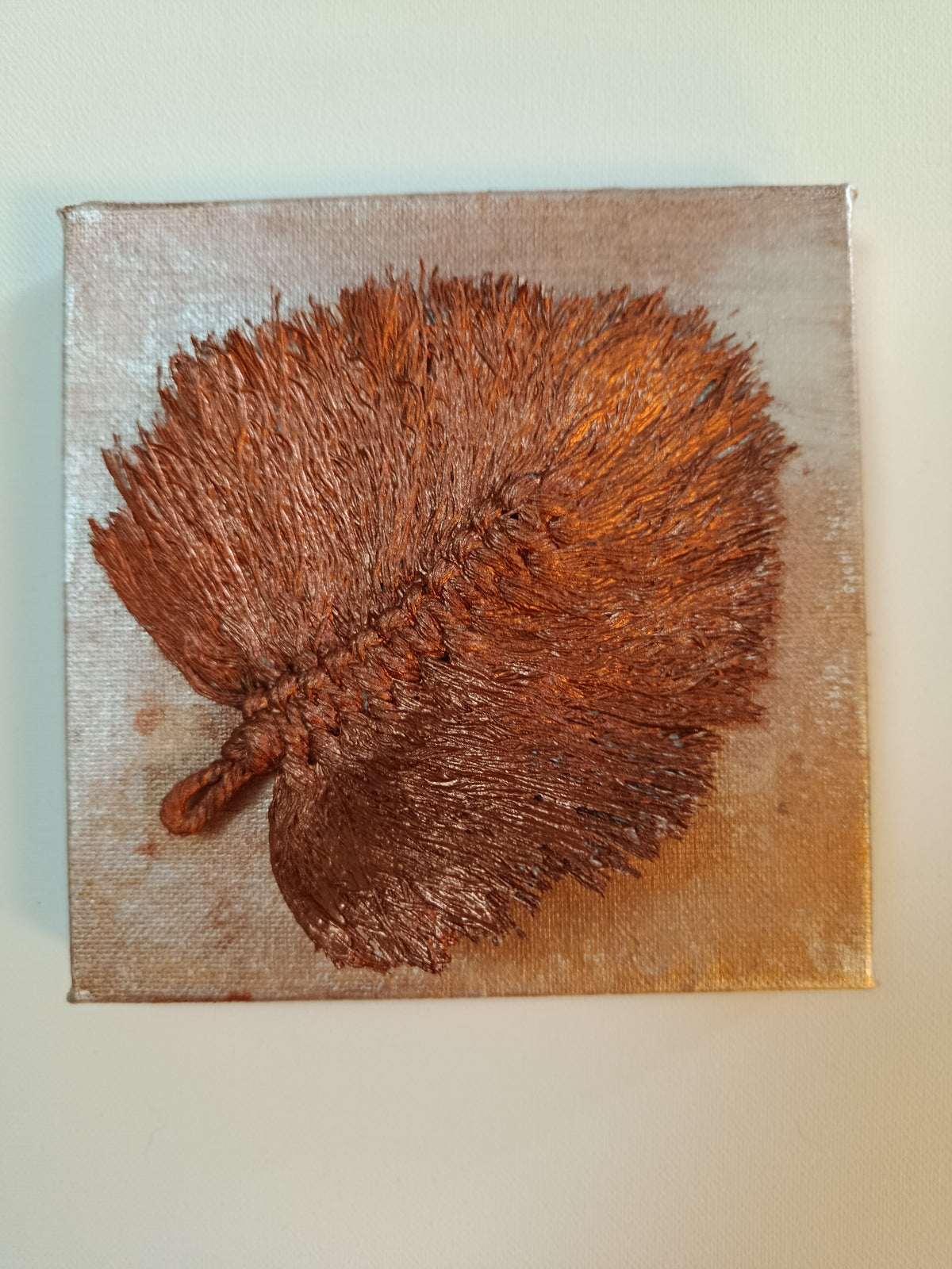 Feuille Macramé & Cuivre sur Tableau Peint