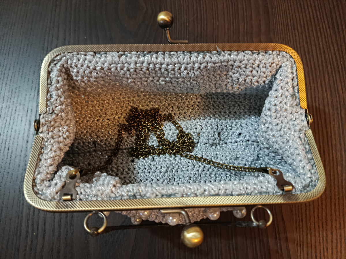 Sac de soirée en crochet « Oracle » – Pièce unique