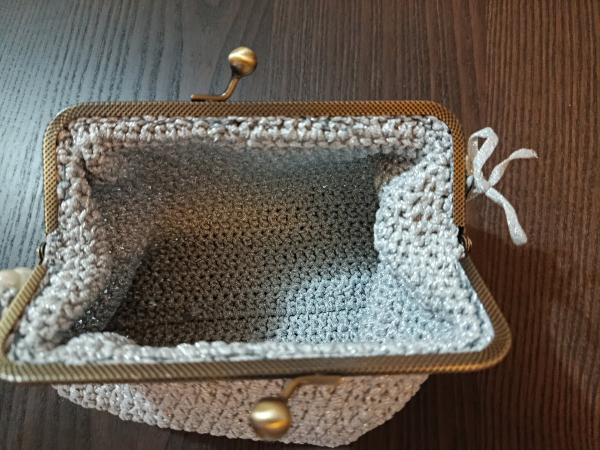 Sac de soirée en crochet « Meilyn » – Pièce unique