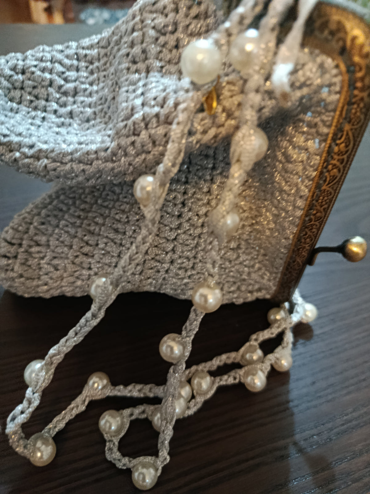 Sac de soirée en crochet « Meilyn » – Pièce unique