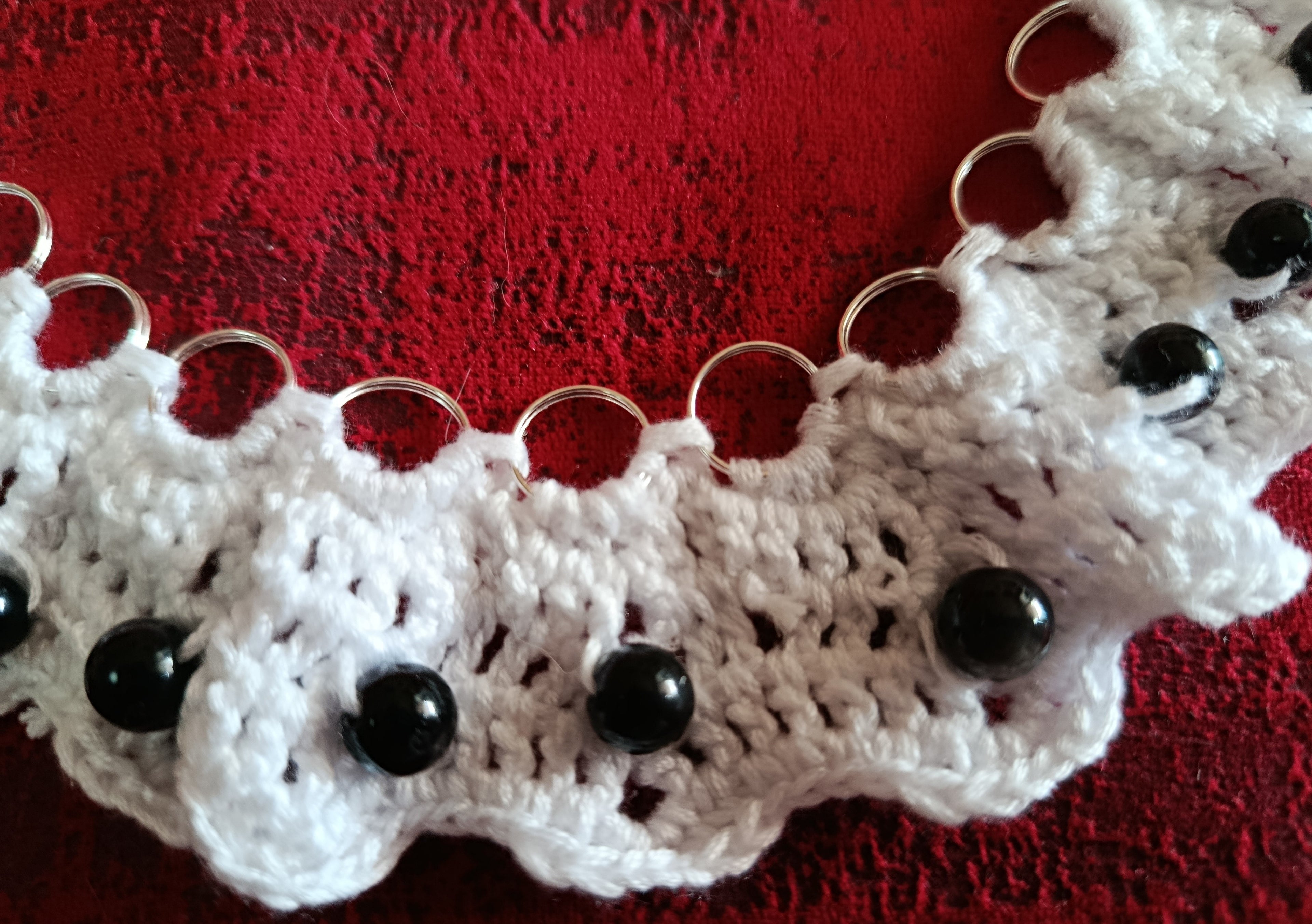 Col Plastron "Nuit Blanche" – Haute Fantaisie Crochet & Onyx