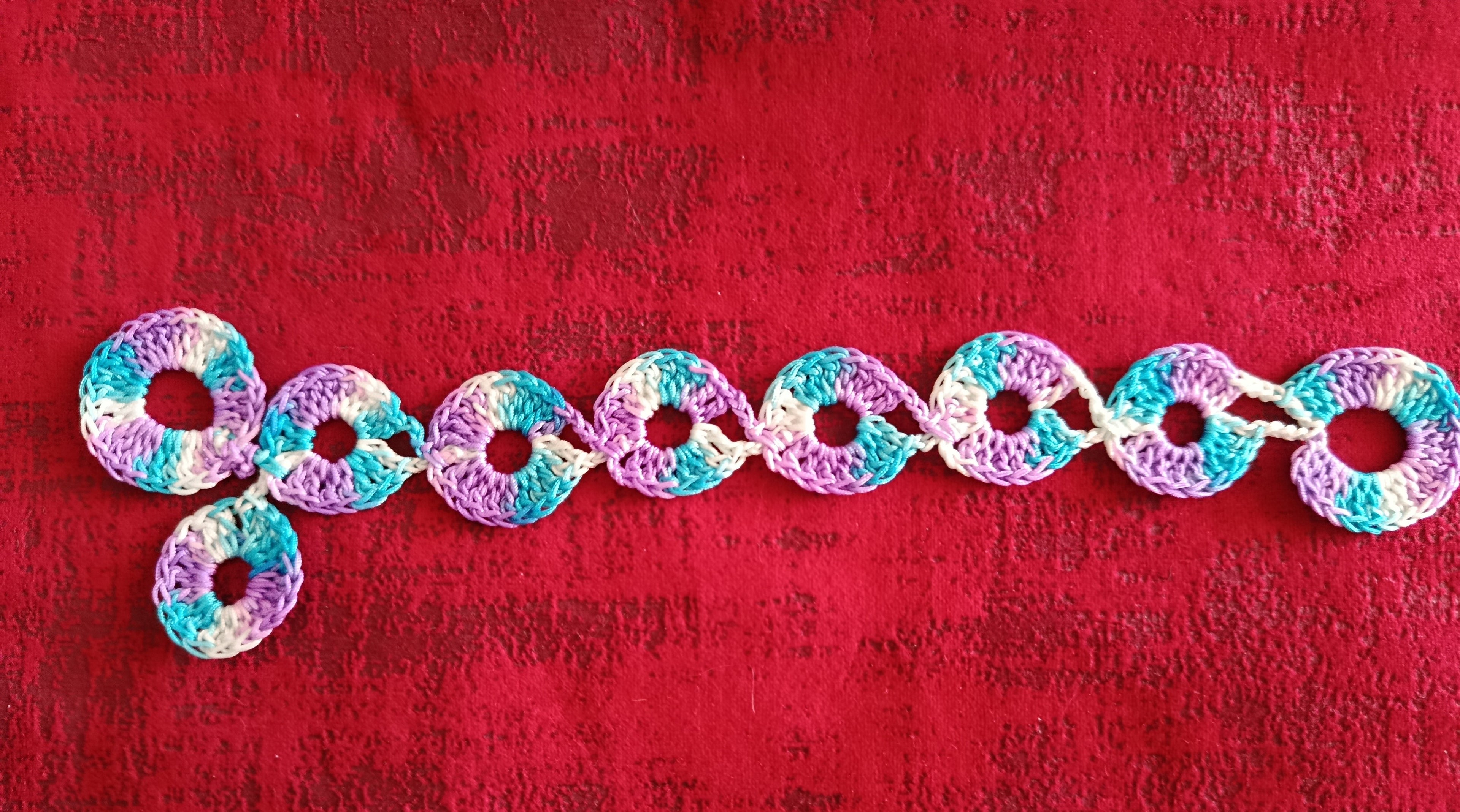 Bracelet "Ondes Chromatiques" – Crochet d'Art Graphique et Confort