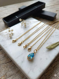 Collier plaqué or 18 carats - Pendentif Pierre Bleue "Goutte d'Eau"